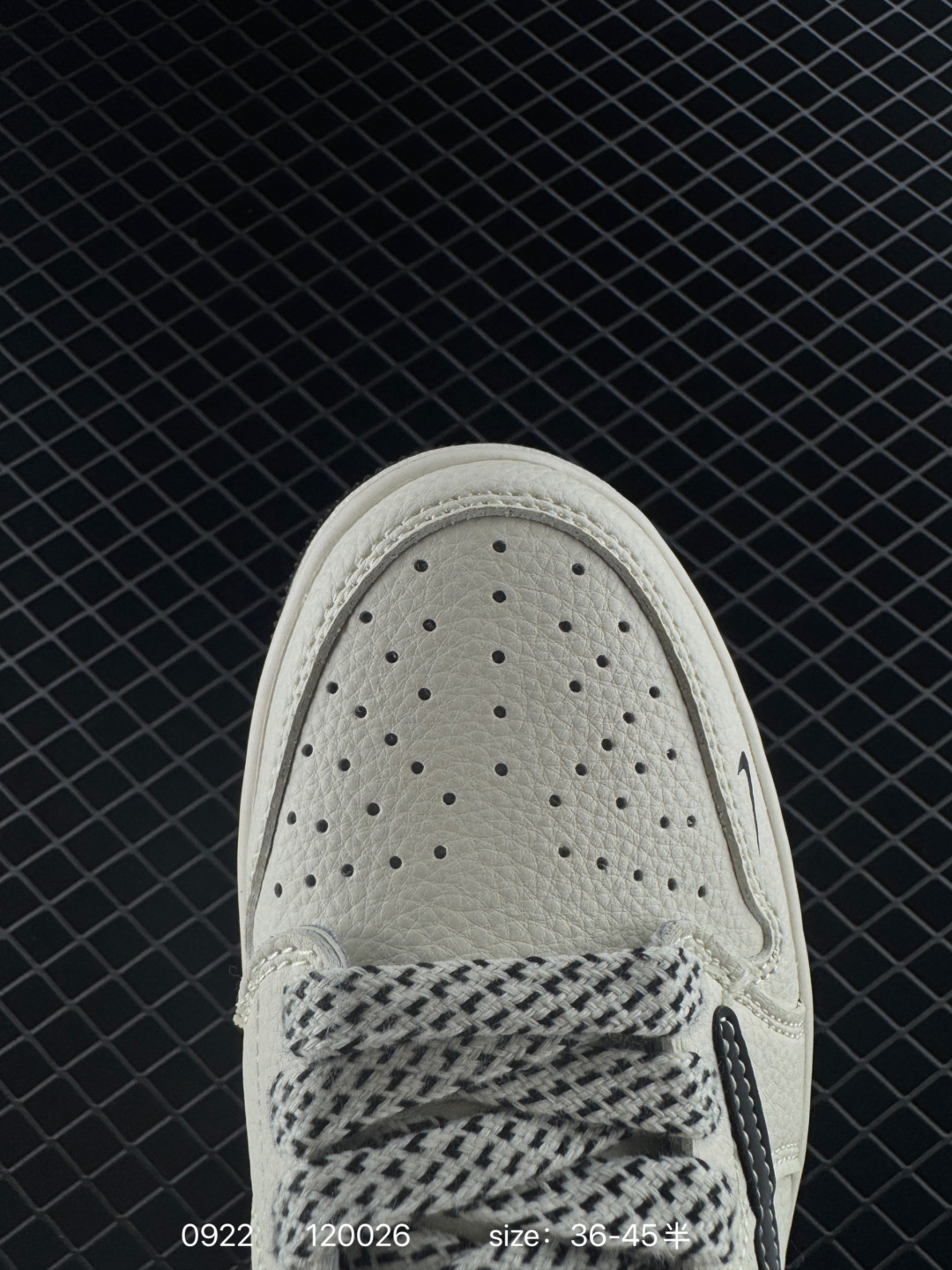 Travis Scott x Air Jordan 1 ” Reverse Mocha “